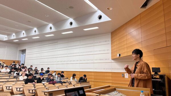 福岡大学商学部「地域経営論」に、ゲスト講師として登壇しました